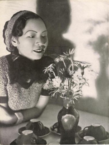 1934