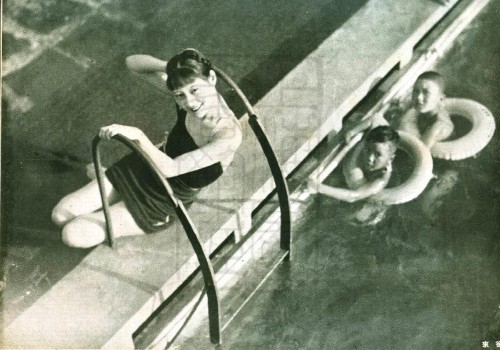1935-10-01