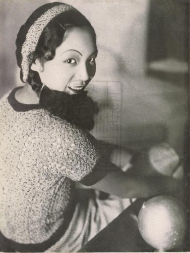 1934
